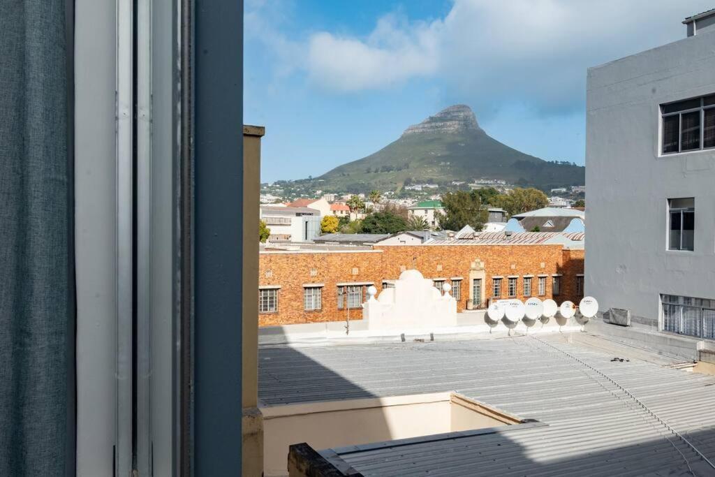 In Centre * Cape Town